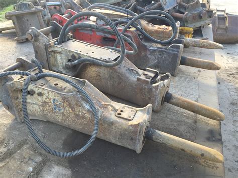 used hydraulic breakers for excavators